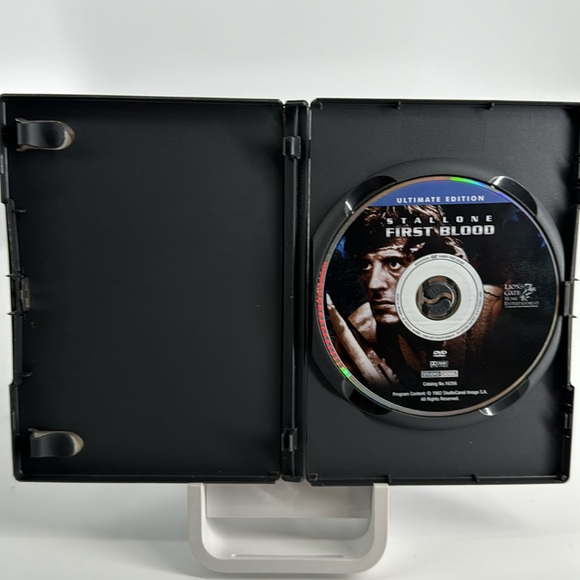First Blood. Ultimate Edition. The First Rambo Movie. Sylvester Stallone. 1982 - Picture 4 of 4